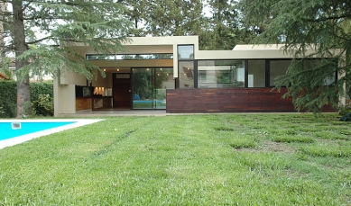 Casa Mapuche - foto: © BAK arquitectos