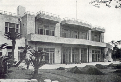 Sovětské velvyslanectví v Tokiu - foto: archiv redakce