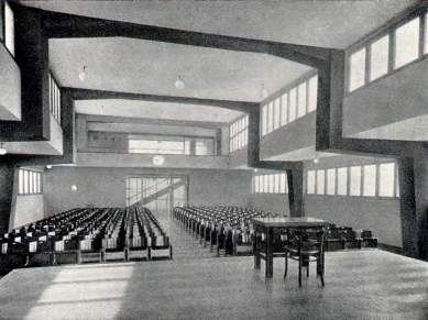 Francouzské školy - Aula - foto: archiv redakce