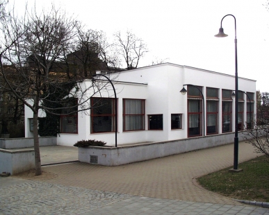 Zemanova kavárna (kavárna Pavillon) - foto: © archiweb.cz, 2005