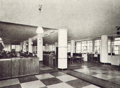 Správní budova Baťových závodů  - Typické kancelářské patro - foto: Bruner-Dvořák, Praha / archiv redakce