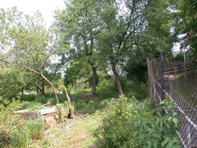 House with a studio for F. Dvořák - <View of the garden> - foto: Petr Šmídek, 2005