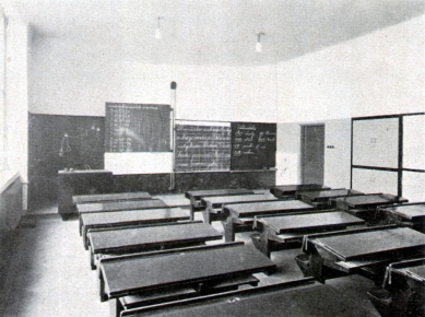 General and Citizens' School in Brno on Křídlovická St. - Classroom - foto: archiv redakce