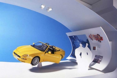 Enzo Ferrari Museum - Interior exhibition model - foto: Future Systems