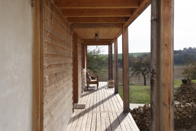 Wooden house "in the meadow" - foto: Vavřinec Menšl