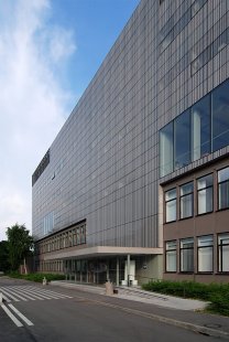 Faculty of Mathematics - foto: Petr Šmídek, 2008