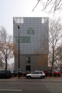 Faculty of Mathematics - foto: Petr Šmídek, 2007