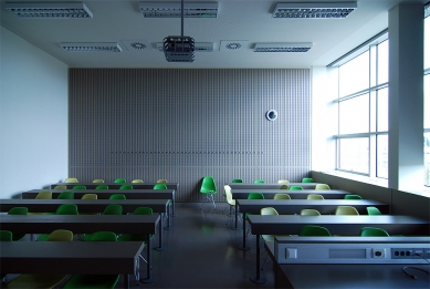 Faculty of Mathematics - foto: Petr Šmídek, 2007