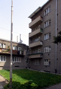 <translation>Malobytová colony of the city of Brno</translation> - Current State - foto: © archiweb.cz, 2003