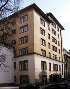 Administrativní budova Union - Dnešní stav - foto: © archiweb.cz, 2003