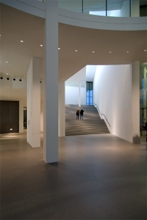 Pinakothek der Moderne - foto: © Petr Šmídek, 2007