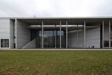 Pinakothek der Moderne - foto: © Petr Šmídek, 2007