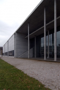 Pinakothek der Moderne - foto: © Petr Šmídek, 2007