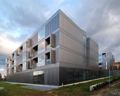 Student Housing Poljane - foto: Petr Šmídek, 2008