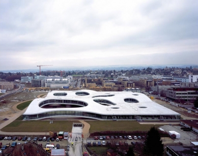 Vzdělávací centrum EPFL - foto: Hisao Suzuki