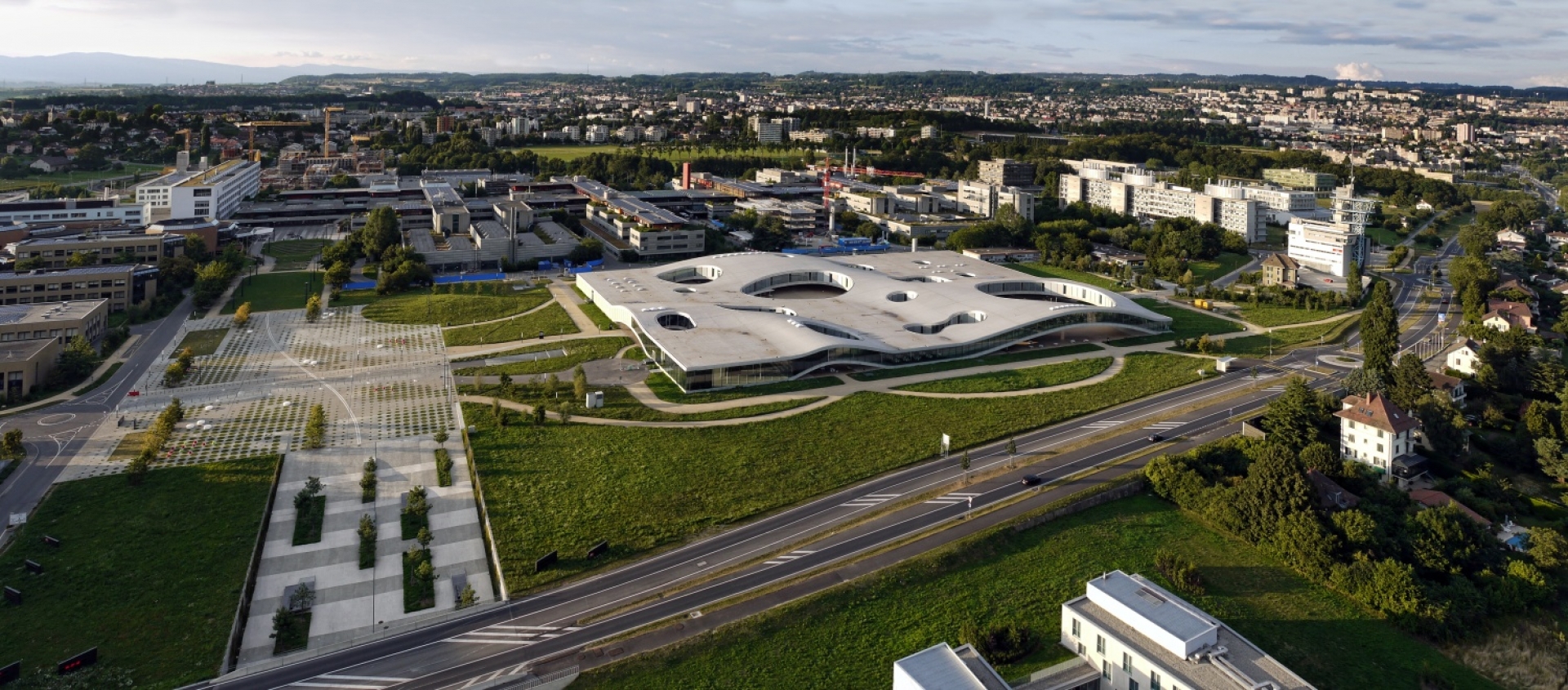 archiweb.cz - Rolex Learning Centre