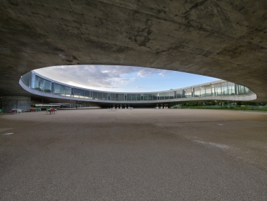 Rolex Learning Centre - foto: © Jaroslav Mareš | Hivision.cz