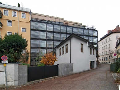 Obytný dům na Herrnstrasse - foto: Petr Šmídek, 2007