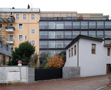 Obytný dům na Herrnstrasse - foto: Petr Šmídek, 2007