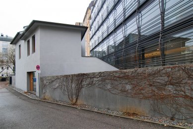 Apartment and commercial building Herrnstrasse - foto: Petr Šmídek, 2007