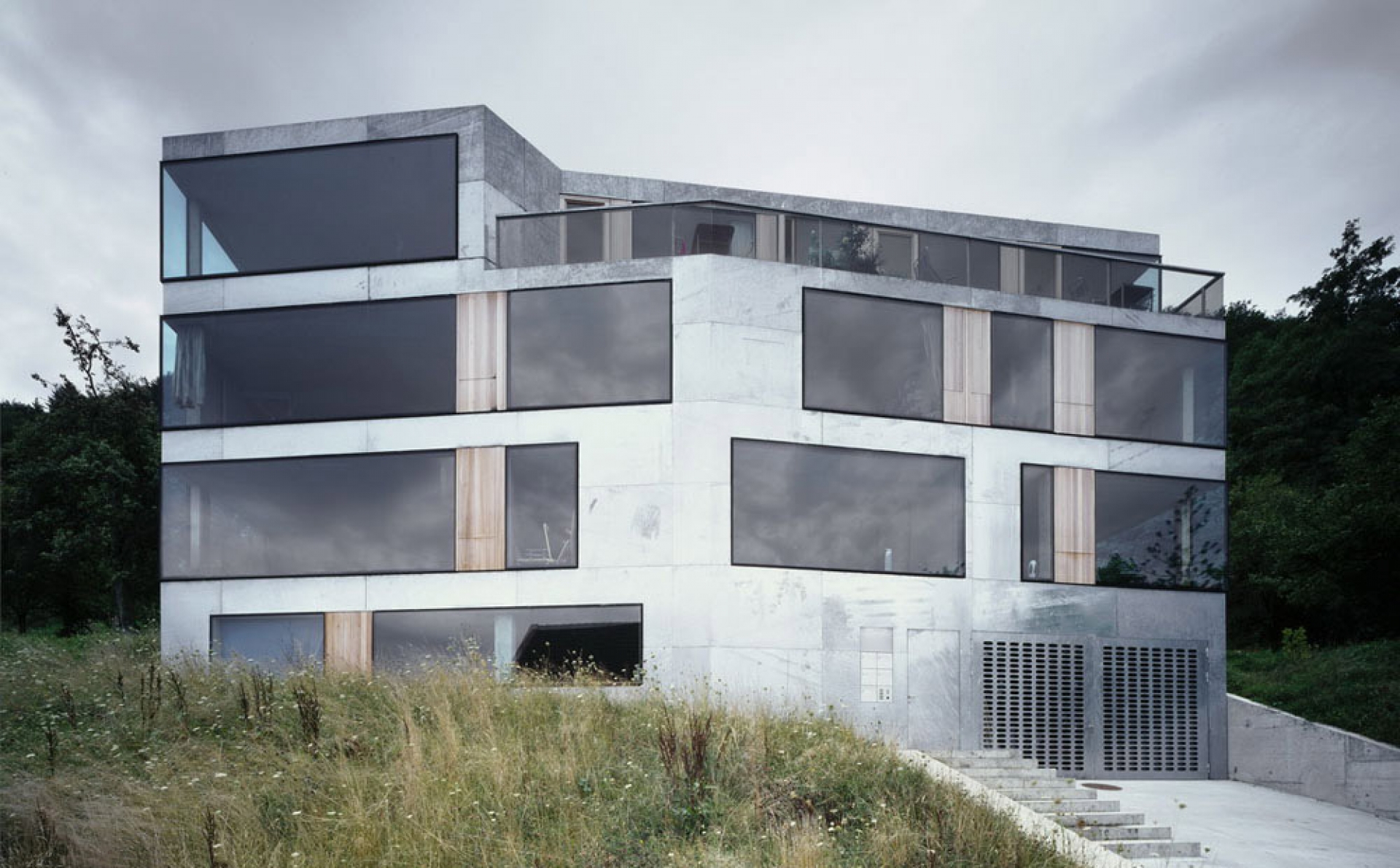 College building. College building. Английский word building adjectives. Form building is. Inner-inflexional.