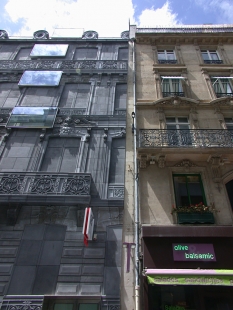 Hôtel Fouquet's Barrière - foto: © archiweb.cz, 2007