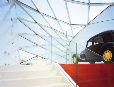 C42: Citroën showroom - foto: © Citroën