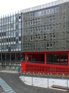 Jussieu 16M / L'Atrium - foto: © Petr Šmídek, 2007