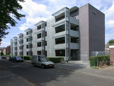 20 Apartments for the Eldery - foto: © archiweb.cz, 2003