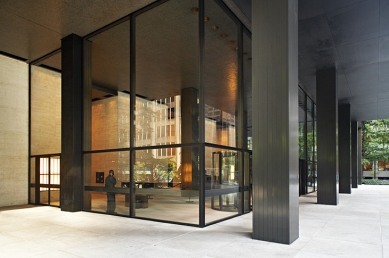 Seagram Building - foto: © Štěpán Vrzala, 2007