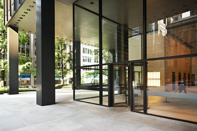 seagram building lobby