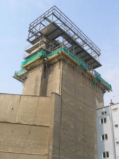 Apartment on the top of a grain silo - Stavba - foto: C+HO_aR a Tomáš Pejpek