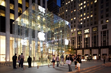 Apple Store na Páté Avenue - foto: Štěpán Vrzala