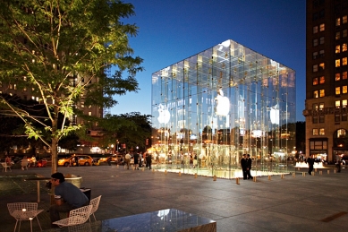 Apple Store na Páté Avenue - foto: Štěpán Vrzala