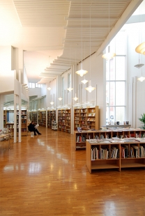 Branch Libray and Day Nursey for the suburb of Vallila - foto: © Petr Šmídek, 2007