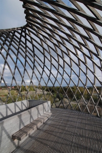 Vyhlídková věž Kupla-Korkeasaari Zoo - foto: © Petr Šmídek, 2007