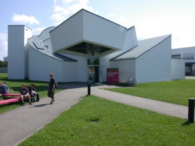 Vitra Design Museum - foto: Petr Hampl, 2002