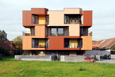 Residential block Tetris - foto: © Petr Šmídek, 2007