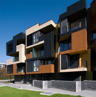 Residential block Tetris - foto: © Petr Šmídek, 2007