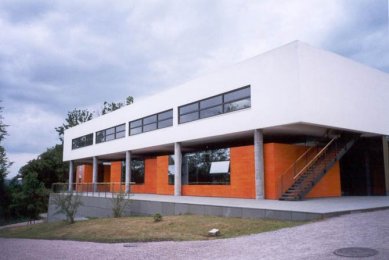 Hudební gymnázium - foto: Jan Kratochvíl, 2000