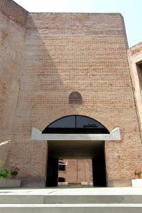 Indian Institute of Management Ahmedabad - foto: © Roland Vančo, 2006