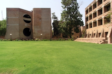 Indian Institute of Management Ahmedabad - foto: © Roland Vančo, 2006