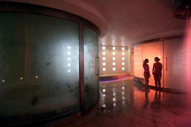 Thermae Bath Spa - Steam rooms. - foto: © Matt Cardy, 2006