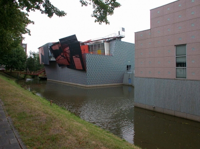 The East Pavilion of Groninger Museum - foto: © Petr Šmídek, 2003