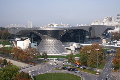 BMW Welt - foto: © BMW AG