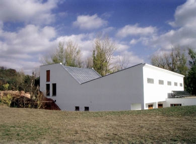 <pavilon goril v ZOO Praha</pavilon goril v ZOO Praha> - foto: archiv Atelier Dům a Město