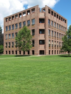 Phillips Exeter Academy Library - foto: Petr Kratochvíl, 2011