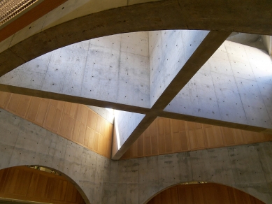 Phillips Exeter Academy Library - foto: Petr Kratochvíl, 2011