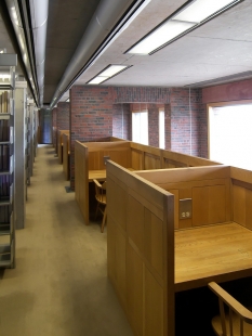 Phillips Exeter Academy Library - foto: Petr Kratochvíl, 2011