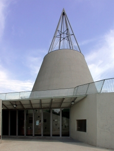 Central Library TU Delft - foto: © Petr Šmídek, 2003